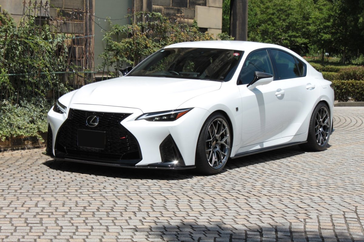 LEMS Dry carbon fiber side splitter set for IS500