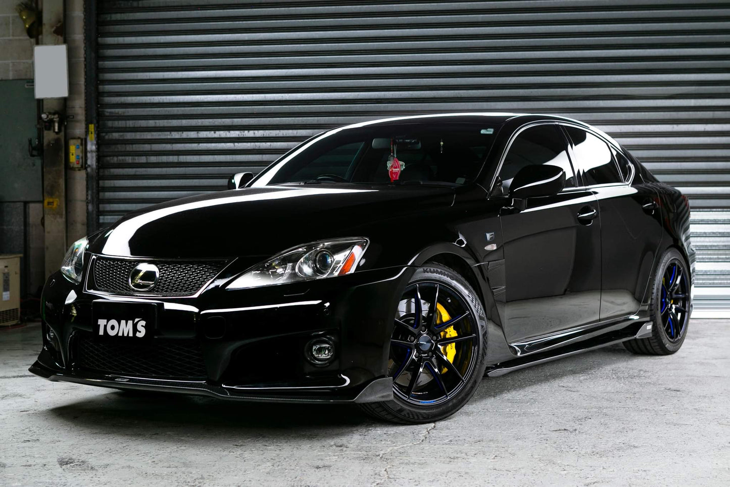 Toms Racing Carbon Body Kit for ISF V2
