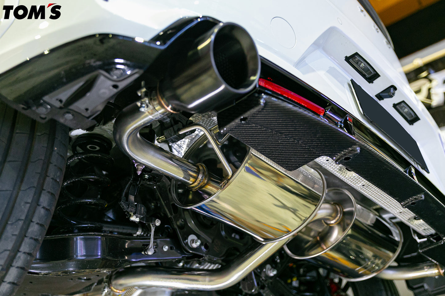 Toms Racing Barrel Exhaust for Lexus LBX RR