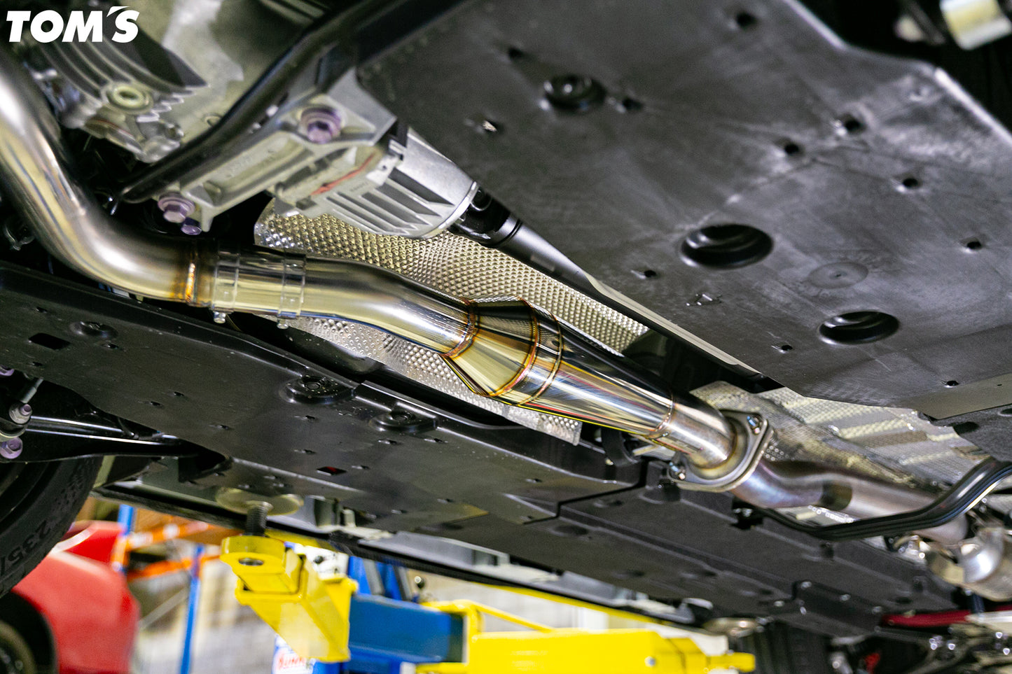 Toms Racing Barrel Exhaust for Lexus LBX RR