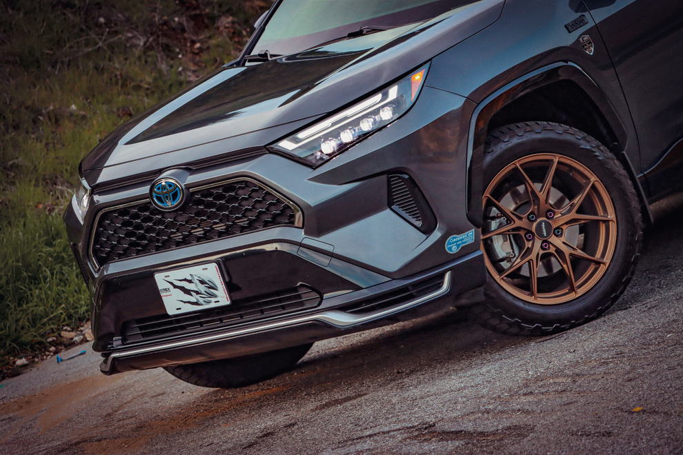 Alpharex RAV4 NOVA Series LED Projector Headlight