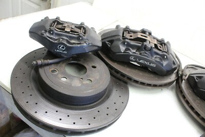 Lexus ISF Brembos