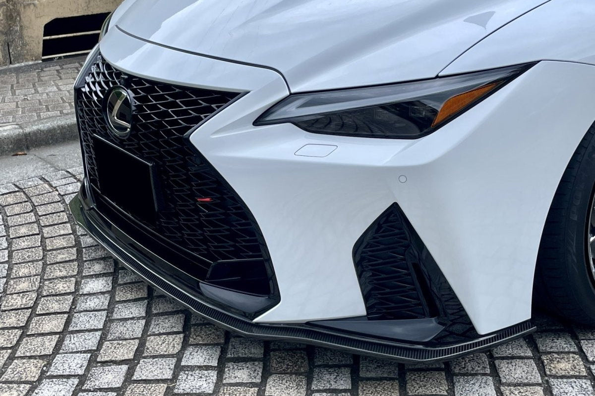 LEMs Dry carbon front spoiler for IS500