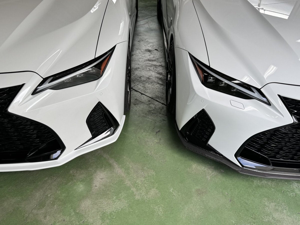 LEMs Dry carbon front spoiler for IS500