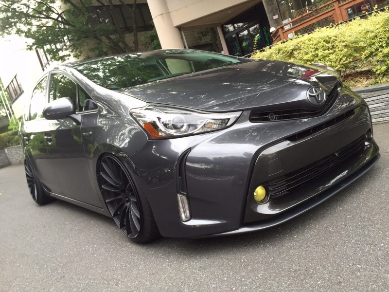 Lexon Exclusive for Toyota Prius V 2011-2014 / 2015 + [ZVW40]