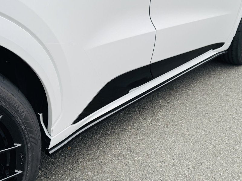 LEMS Dry Carbon Side skirts for Lexus LBX Morrizo RR
